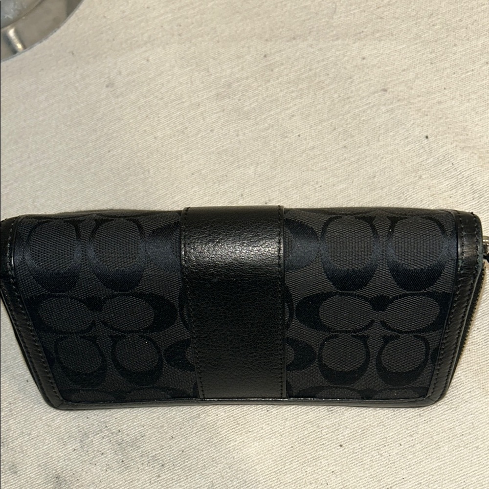 Black Patterned Wallet - Picture 6 of 10